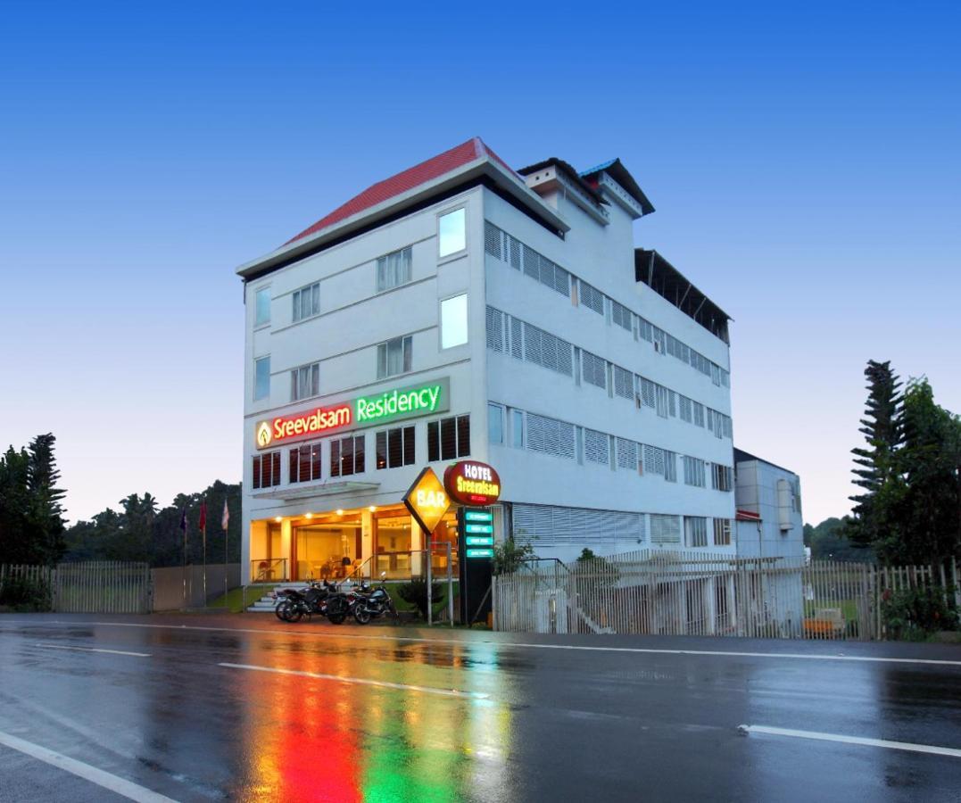 Sreevalsam Residency Kulanada Ξενοδοχείο Tāmarakulam Εξωτερικό φωτογραφία